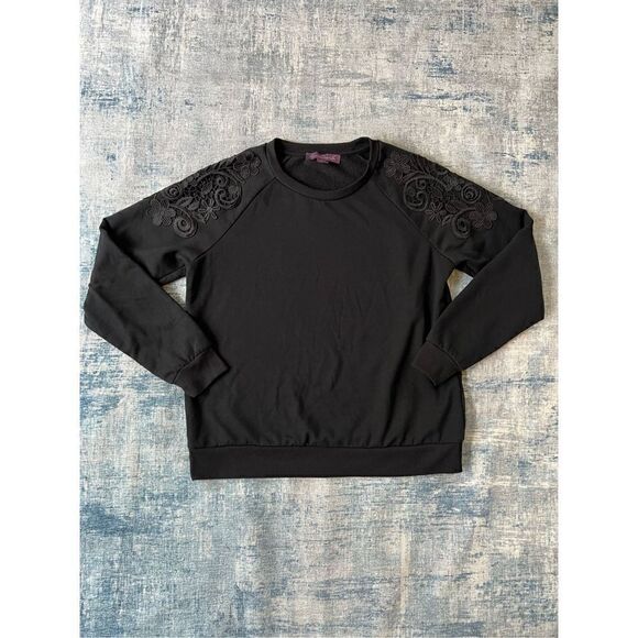 Gloria Vanderbilt Black Floral Lace Shoulder Sweater Medium - Picture 1 of 5